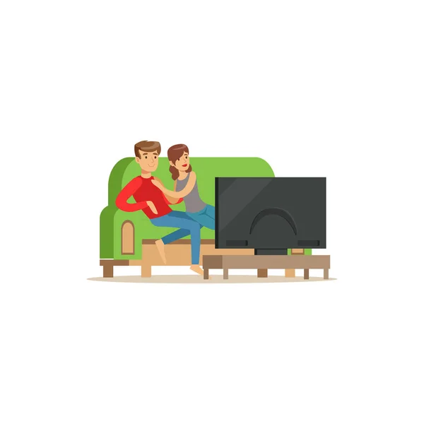 Mladý pár, sledování televize, lidí, kteří sedí na pohovce v obývacím pokoji před televizní obrazovkou vektorové ilustrace — Stockový vektor