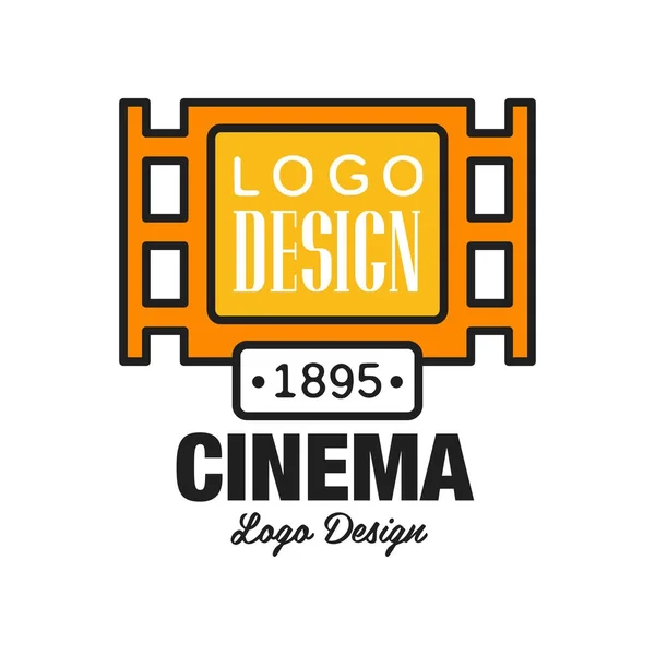 Design de modelo de logotipo de cinema ou filme criativo. Conceito de Emblema com velho retro vintage laranja filmstrip e texto. Ilustração de ícone de vetor de estilo de linha plana . — Vetor de Stock