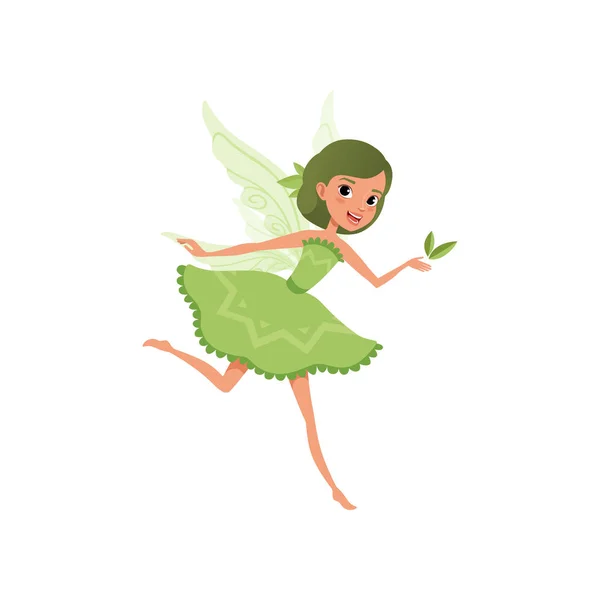 Fantasia fada da floresta com cabelo verde em pequeno vestido extravagante. Personagem imaginário de conto de fadas em ação. Menina sorridente bonito com asas mágicas. Desenhos animados design vetorial plano — Vetor de Stock