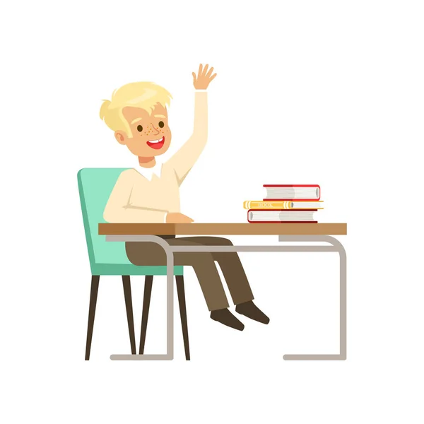 Lachende jongen teken in school uniform zitten aan de balie met schoolboeken en het verhogen van zijn hand vector illustratie — Stockvector