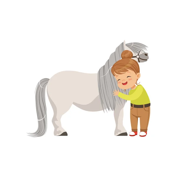 Mooie kleine meisje knuffelen pony paard, kind verzorgen van haar dieren vector illustratie — Stockvector