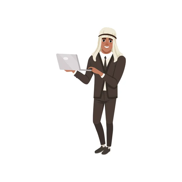 Homme d'affaires arabe personnage debout avec ordinateur portable, homme musulman dans le vecteur vestimentaire formel Illustration sur un fond blanc — Image vectorielle