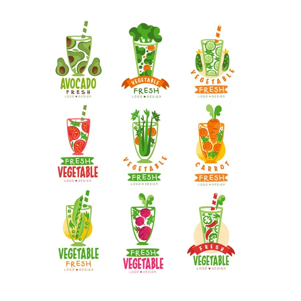 新鮮な野菜から天然ジュースでカラフルなロゴのベクトルを設定します。健康飲料。野菜の栄養。おいしいドリンク. — ストックベクタ