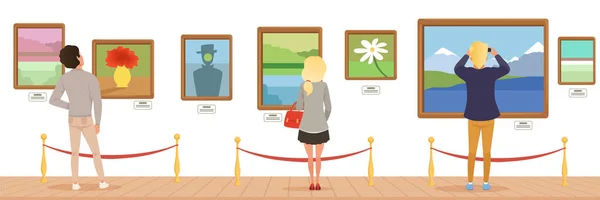Museibesökare tittar på målningar hänger på Galleri vägg, vektor folk gå museum horisontell Illustration — Stock vektor