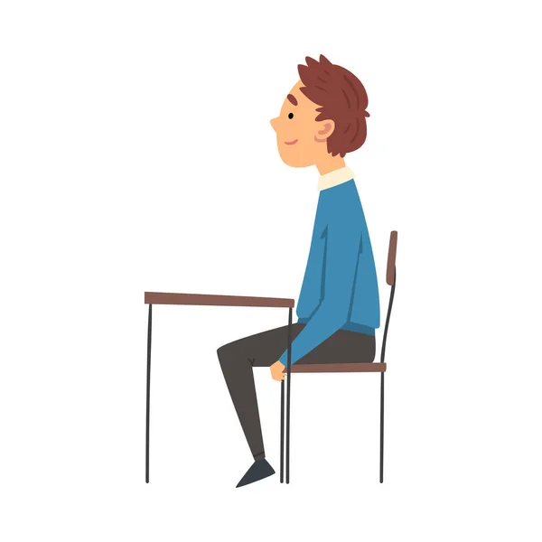 Leuke jongen zit aan de balie in klaslokaal en luistert aandachtig, Side View Vector Illustration — Stockvector