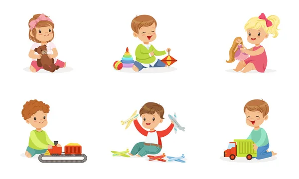 Småbarn leker med olika leksaker. Vektorillustration. — Stock vektor