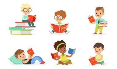Çocuklar çok kitap okurlar. Vektör çizimleri kümesi.