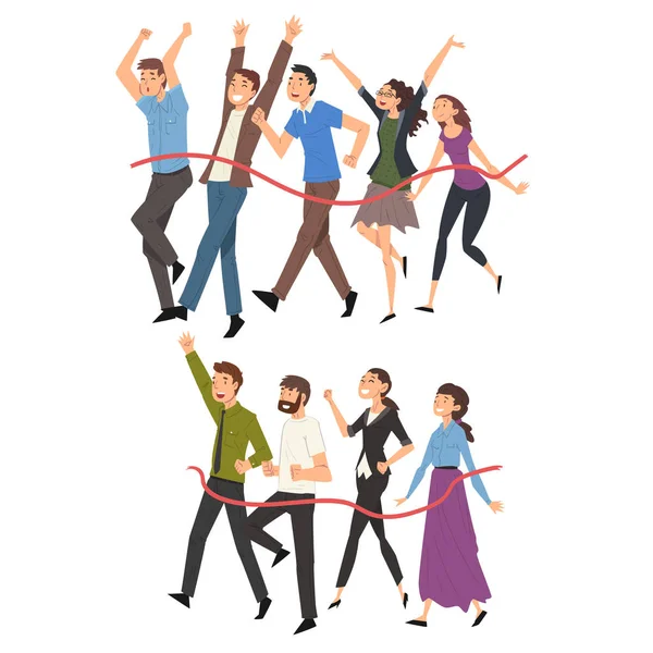 Les professionnels qui réussissent courent ensemble vers la ligne d'arrivée, la compétition professionnelle ou le concept de team building Illustration vectorielle — Image vectorielle