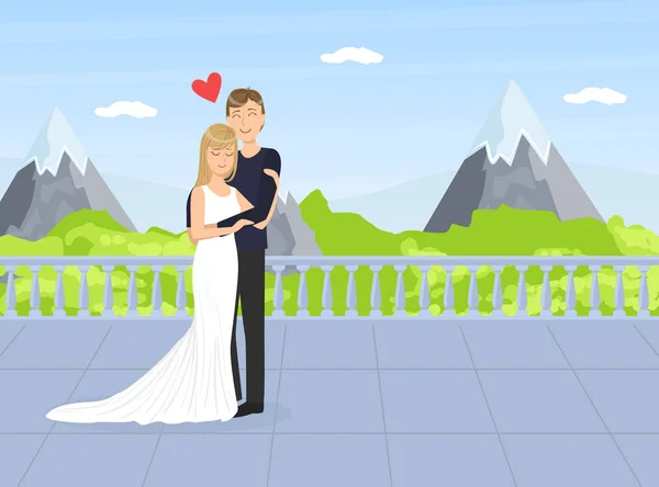 Día de la boda, feliz pareja recién casada, novia romántica y novio abrazándose en el paisaje de montaña Vector Ilustración — Vector de stock