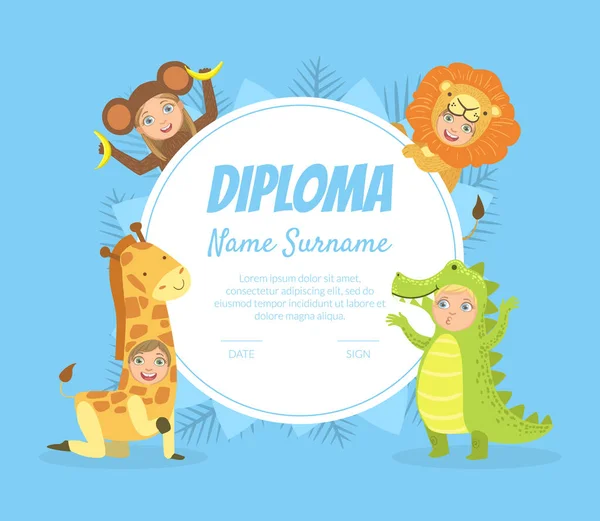 Plantilla colorida del diploma para los niños con lugar para su texto, preescolar, certificado de los niños del jardín de infantes con los animales lindos Ilustración brillante del vector — Archivo Imágenes Vectoriales