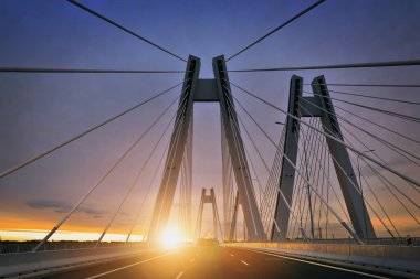 Cracow yeni Bridge'de Sunrise 