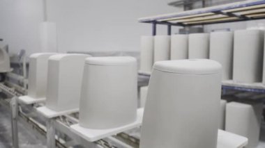 Seramik üretimi, seramik ürünlerin görünümü lavabo ve tuvaletler, taşıyıcı.