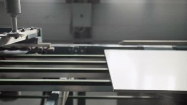 Heavy Plant 'teki Seramik Döşeme Taşıma Hattı. Seramik Döşeme Üretimi Fabrikası. Seramik Döşeme İşlemi