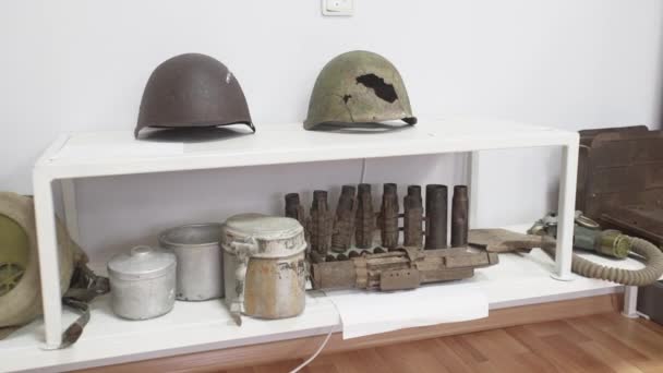 Vecchio museo del villaggio russo nel villaggio. Museo della Seconda Guerra Mondiale — Video Stock