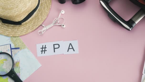 父亲给儿子背驮式搭车与闭合的眼睛的特写 图库照片 C Wavebreakmedia