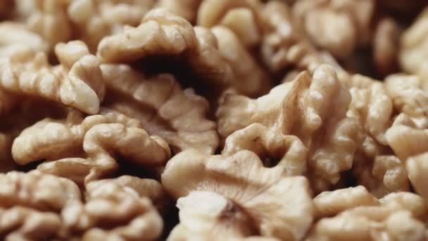 Noyer sec, écrou de fermeture, rotation. Contexte alimentaire