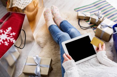 Online Kredi kartı ile alışveriş kadın