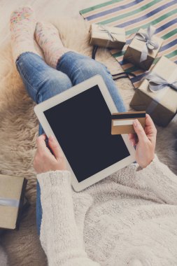 Online Kredi kartı ile alışveriş kadın