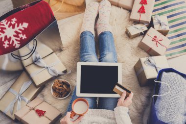 Online Kredi kartı ile alışveriş kadın