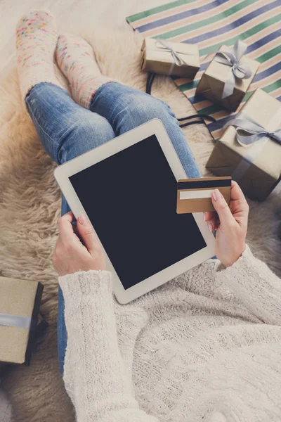 Online Kredi kartı ile alışveriş kadın