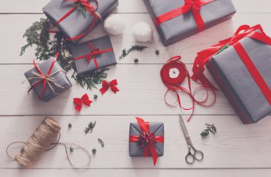 Yaratıcı hobi. Noel hediyesi kutusu, en iyi görünümü kaydırma