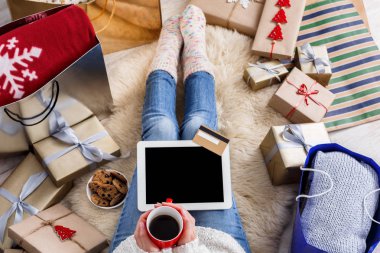 Online Kredi kartı ile alışveriş kadın