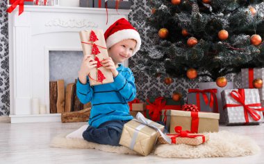 Yakışıklı Santa şapka çıkartıyorum Noel hediyesi