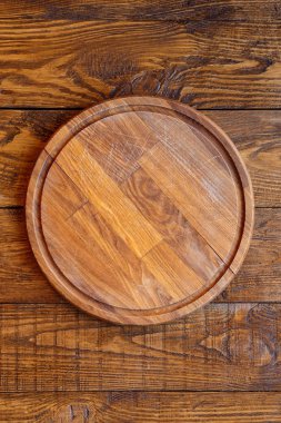Pizza için ahşap yuvarlak kurulu