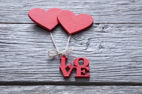 Sevgililer günü arka plan, kopya alanı ile ahşap el yapımı Kalpler — Stok fotoğraf