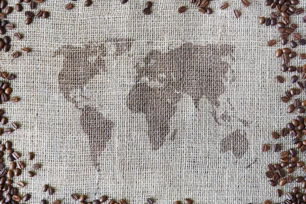 Çuval bezi doku ile kahve çekirdekleri sınır ve Dünya Haritası — Stok fotoğraf