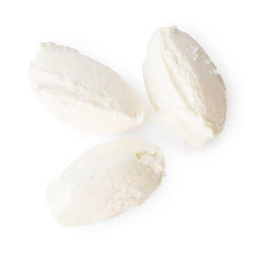 Mozzarella peyniri beyaz arkaplanda izole