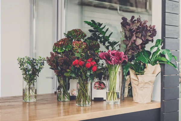 꽃 디자인 스튜디오의 꽃이 게 인테리어, 중소 기업 — 스톡 사진