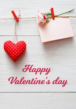 Sevgililer günü arka plan, yastık kalpler sınır Wood, kopya alanı