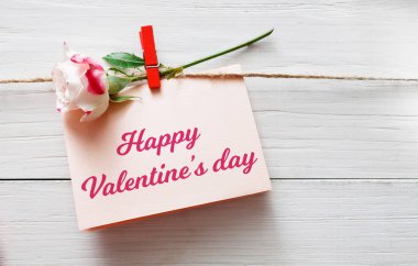 Sevgililer günü arka plan, ahşap üzerine kart