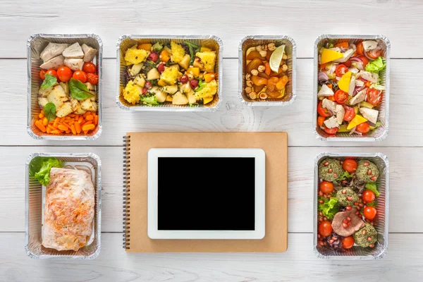Egészséges élelmiszer online-megrendelést dobozok, fa, felülnézet — Stock Fotó