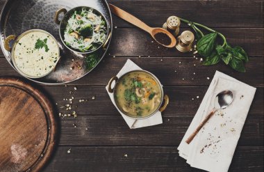 Vegan ve vejetaryen Hint mutfağı yemek, mantar çorbası