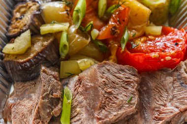 Sağlıklı Gıda folyo kutularında, diyet kavramı.