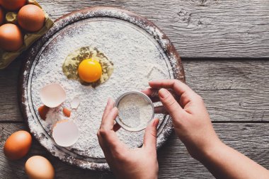 Yemek pişirme, yumurta ve un için malzemeler