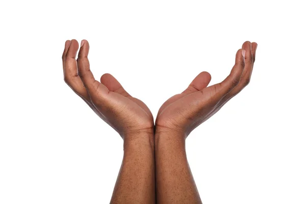 Nero mani maschili mantenendo in forma a coppa, ritaglio — Foto Stock