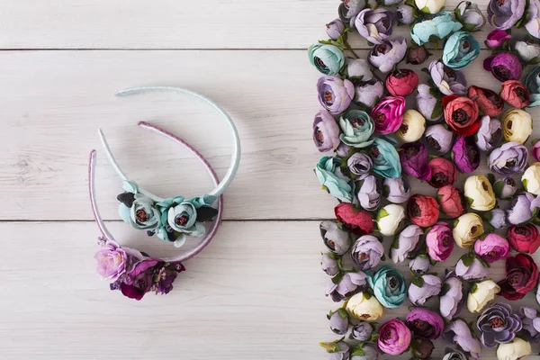 Hermosas diademas con flores planas — Foto de Stock