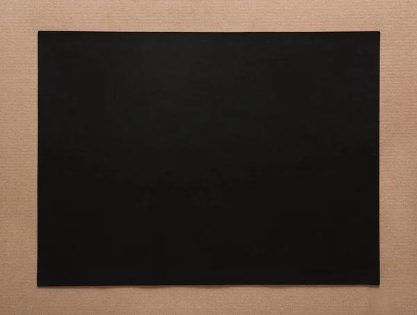 Черная пустая коробка с рамой корабля, проход — стоковое фото