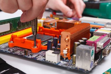 Multimetre ile anakart kontrol mühendisi