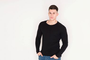 Stüdyo portre, çocuk stil genç yakışıklı adam