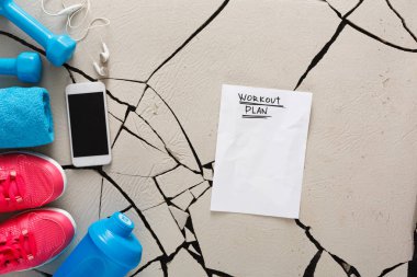 Egzersiz planı ve spor ekipmanları kopya alanı