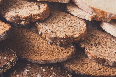 Fırın kavramı. Dilimlenmiş ekmek arka plan bol