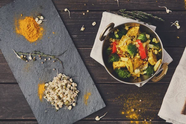 Restoran Hint vejetaryen sağlıklı yiyecekler, yemek