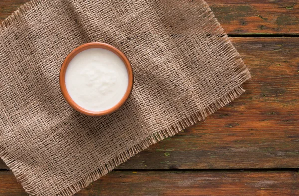 Homemade natural farmer yoghurt for breakfast — Stock Photo, Image