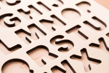 İngilizce alfabe stencil portre