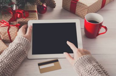 Online Kredi kartı ile alışveriş kadın