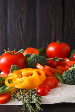 Kopya alanı pide ekmek zemin üzerine taze sebze